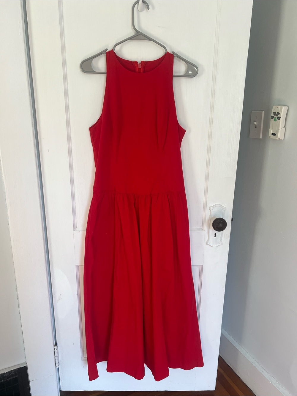 Abercrombie & Fitch - High-Neck Drop-Waist Midi Dress - Vivid Red - Picture 5 of 8